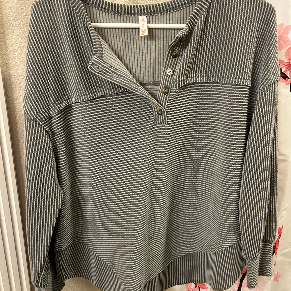 Striped Long Sleeve Top - Black and White